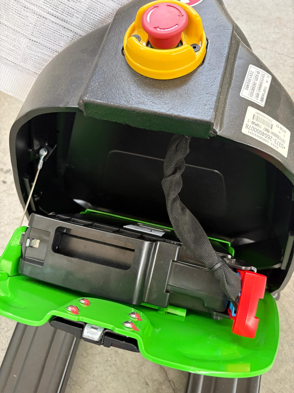 TRANSPALLET ELETTRICO Li-Ion EP 2.0 T(EPT20-EZ) - immagine 3